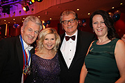 zu Gast u.a.Marianne und Michael Hartl (links) (©Foto. Martin Schmitz)